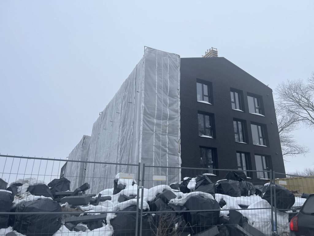 Dvaro slėnio butai (Medeinos g. 1B, 1C, 1D) - Multi apartment - construction photos