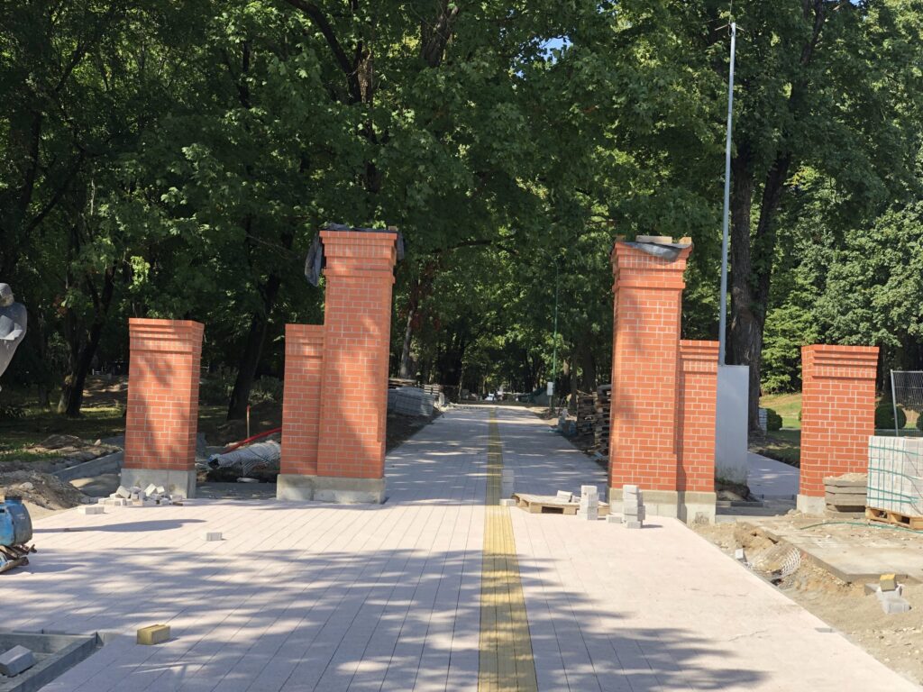 Skulptūrų parkas (K. Donelaičio g. 6B) - Park - ehituse fotod