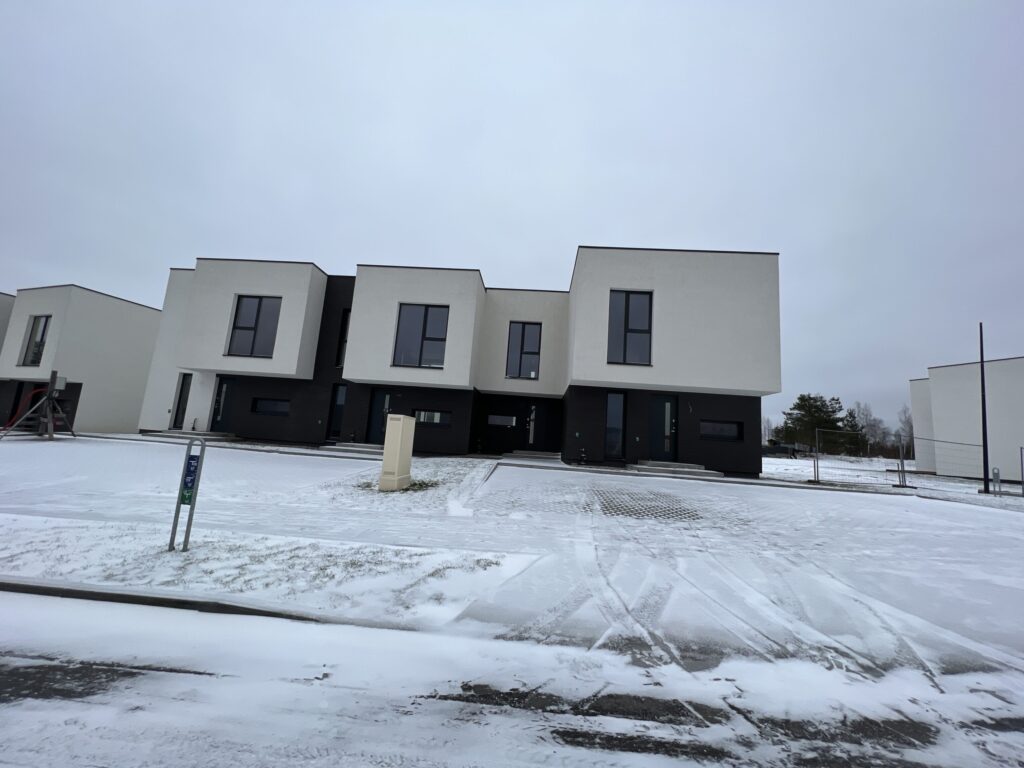 Pilaitės namai (Tilžės g. 47, 53, 55, 57, 59, 60, 61, 63, 65, 67, Gumbinės g. 8, 12, 14, Virbalio g. 4, Tolminkiemio g. 50) - Rindu mājas - būvdarbu attēli