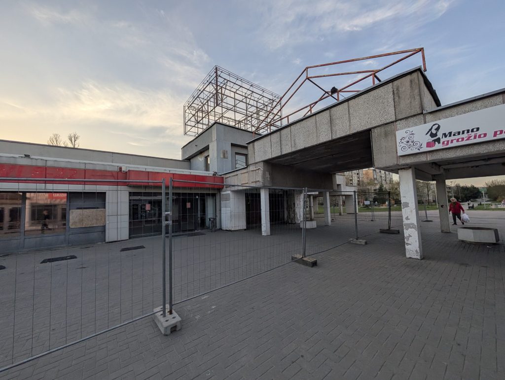 RIMI Medeinos g. 8 (Medeinos g. 8) - Maisto parduotuvė - statybų nuotraukos