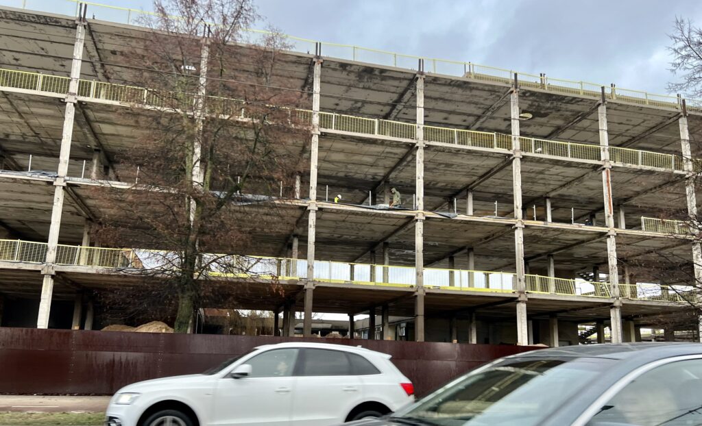 Savanorių pr. 225 (Savanorių pr. 225) - Health center - construction photos