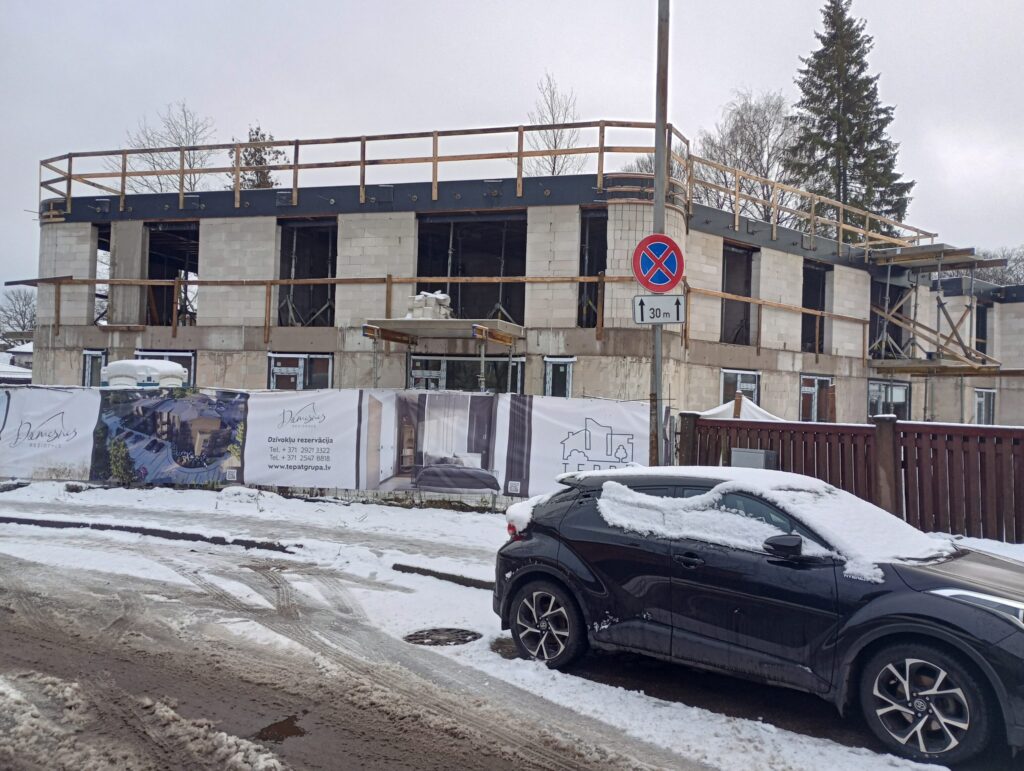 Domesnes rezidence (Kolkasraga iela 12) - Multi apartment - construction photos