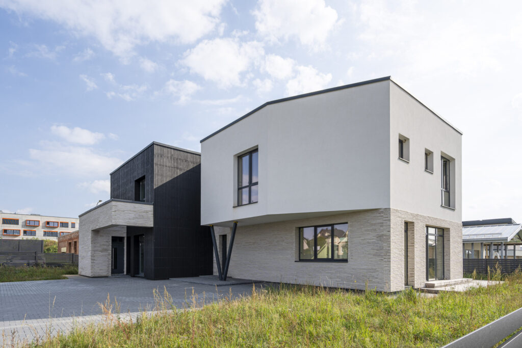 Armėnų namai (Armėnų g. 2, 14, 19 / Savičiūnų g. 3, 5, 7) - Row housing - construction photos