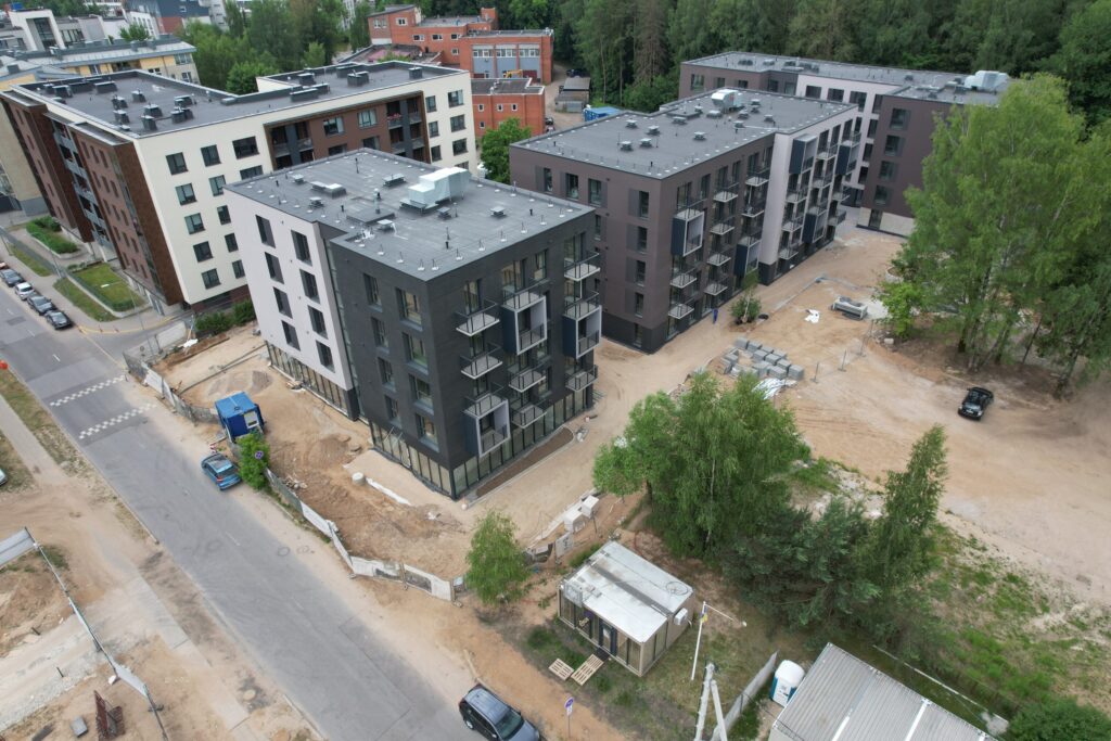 Visi savi (Visorių g. 10) - Multi apartment - construction photos