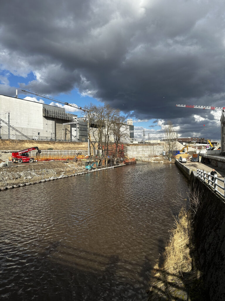 Labiekārtojums no Prāgas ielas līdz Pilsētas kanālam (Prāgas iela 2) - Railroad - construction photos