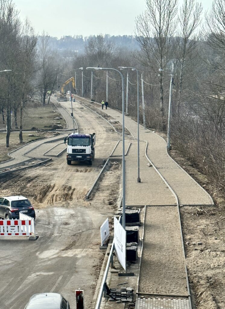 Neries kairiosios krantinės 1 etapas (B atkarpa) (Sluškų g., P. Vileišio g.) - Jalgrattatee, Promenaad - ehituse fotod