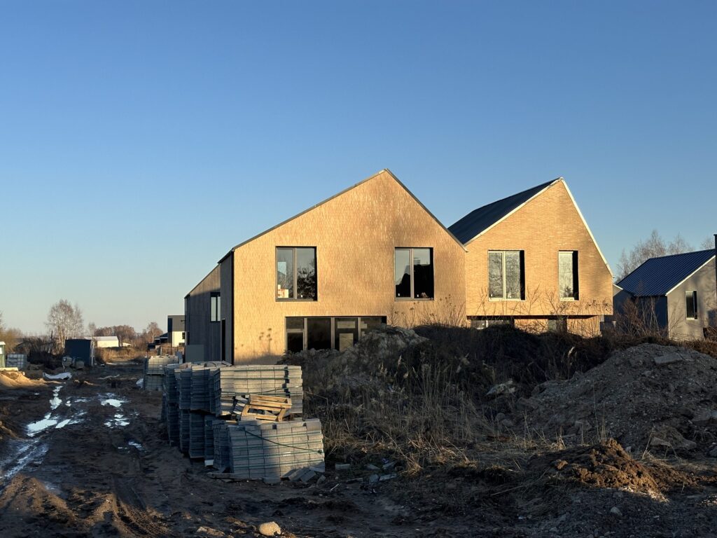 Ąžuolo kvartalas 2 etapas (Bernotų g. 4, 6, 8, 19, 21, 23) - Row housing - construction photos