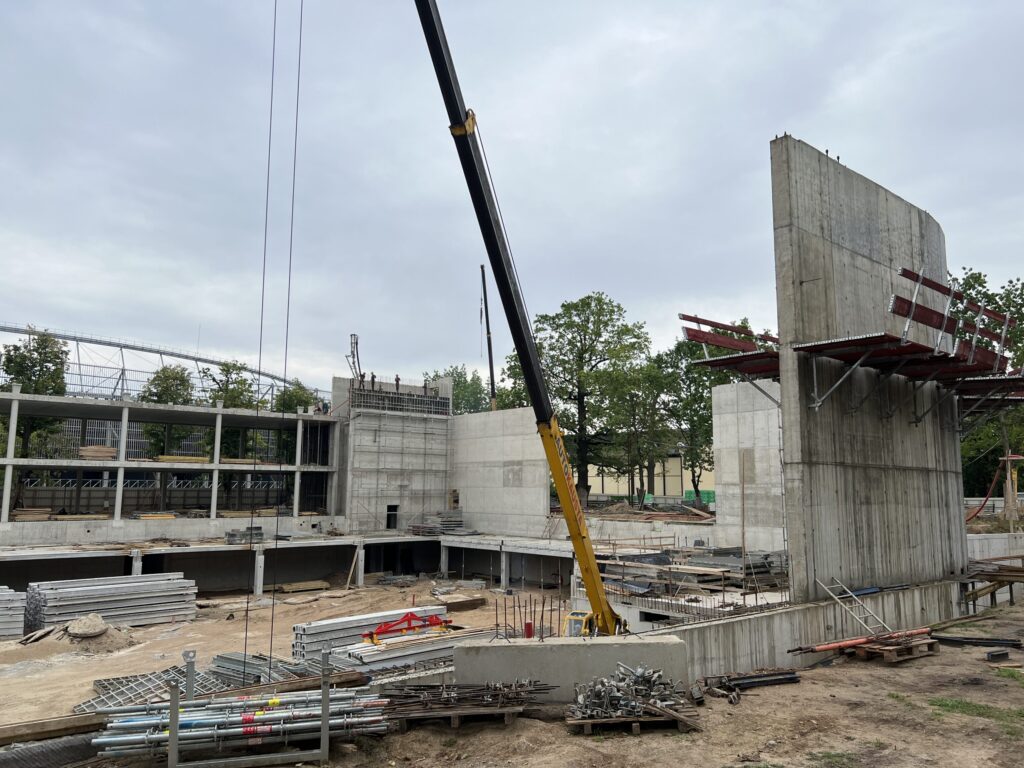 Kauno lengvosios atletikos maniežas (Perkūno al. 5) - Sports arena - construction photos
