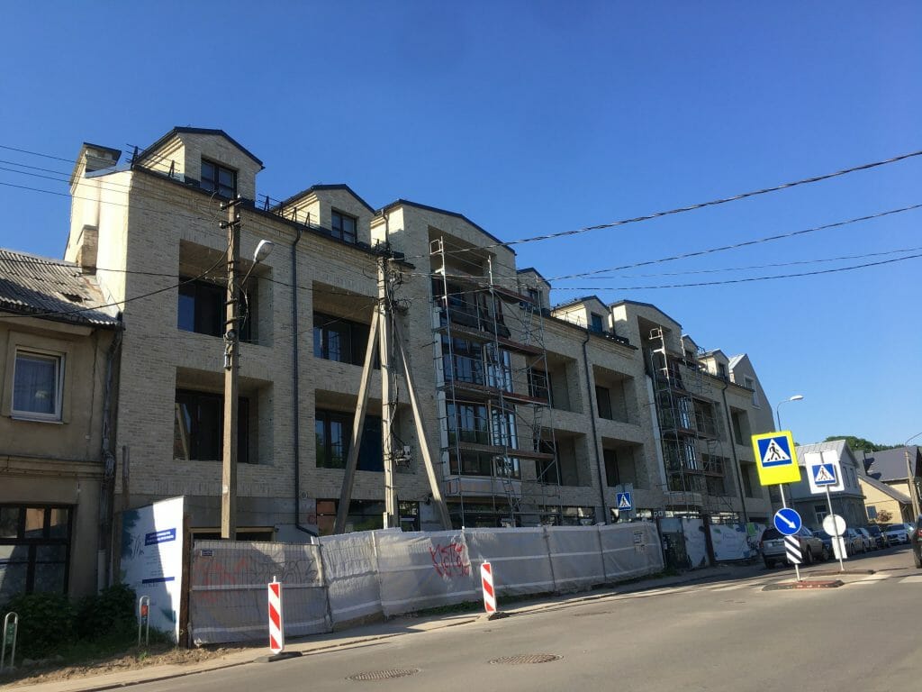 Vilniaus monmartras (Polocko g. 26) - Daudzdzīvokļu nams - būvdarbu attēli