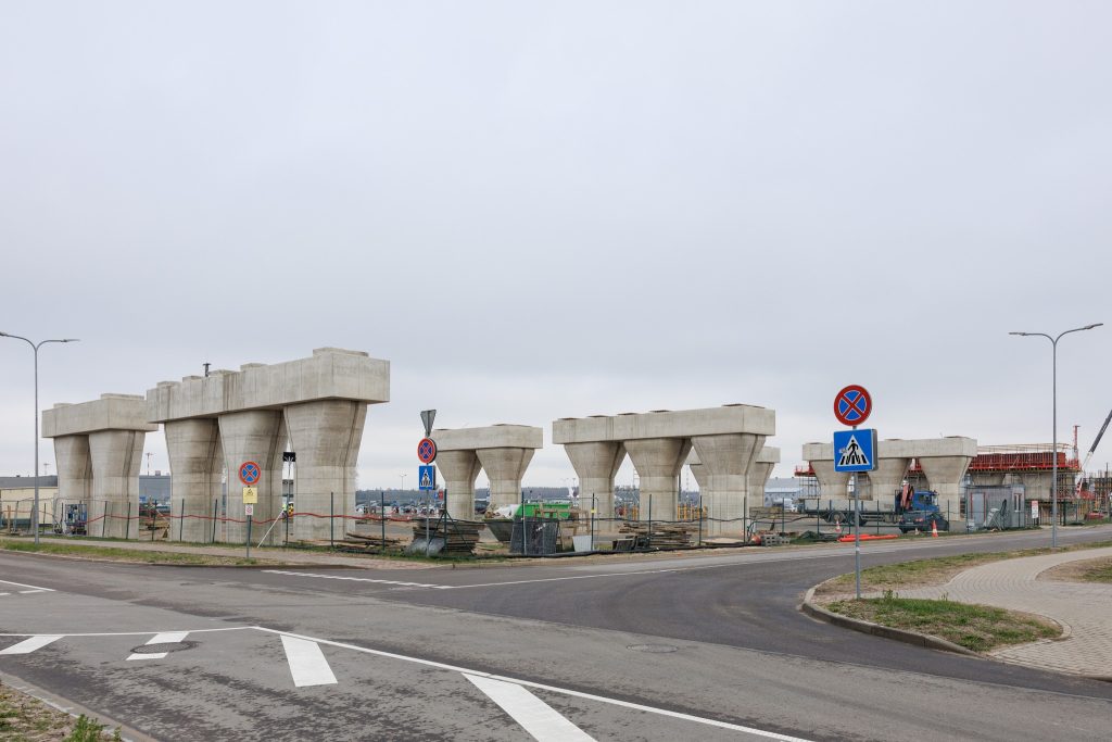 Rail Baltica stacija starptautiskajā lidostā "Rīga" (Starptautiskā lidosta "Rīga") - Railroad, Train station - construction photos