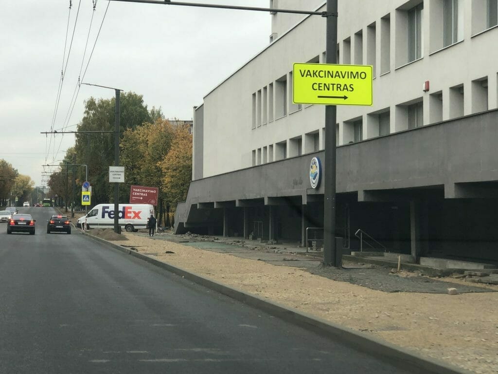 Kovo 11-osios g. rekonstrukcija (Kovo 11-osios g.) - Bike path, Street - construction photos