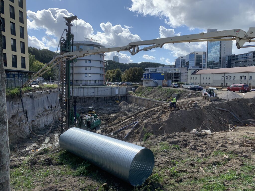 Yellowstone (J. Jasinskio g. 14) - Office center - construction photos