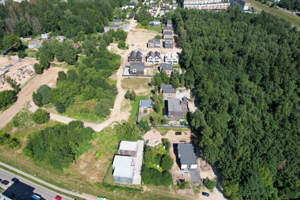 Visorių septintukas (Onos Lukauskaitės Poškienės g. 16, 18, 20, 22, Prano Ancevičiaus g. 15, 17, 19) - Row housing - construction photos