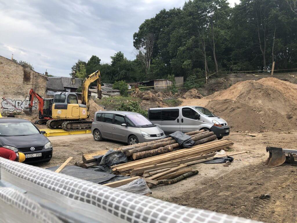 Vilniaus monmartras (Polocko g. 26) - Daudzdzīvokļu nams - būvdarbu attēli