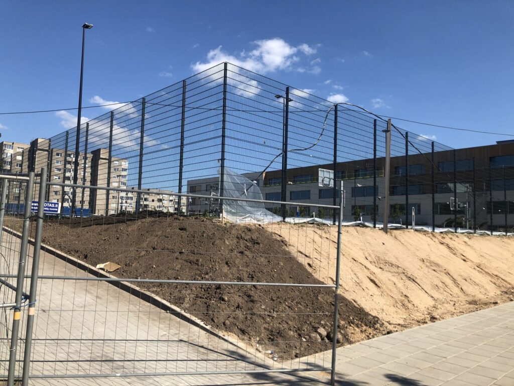 Tolminkiemio (Pilaitės) gimnazija (Tolminkiemio g. 2D) - Primary and secondary education - construction photos