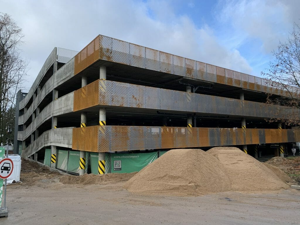 Parkingas Sukilėlių pr. 19B (Sukilėlių pr. 19B) - Parkimishoone - ehituse fotod