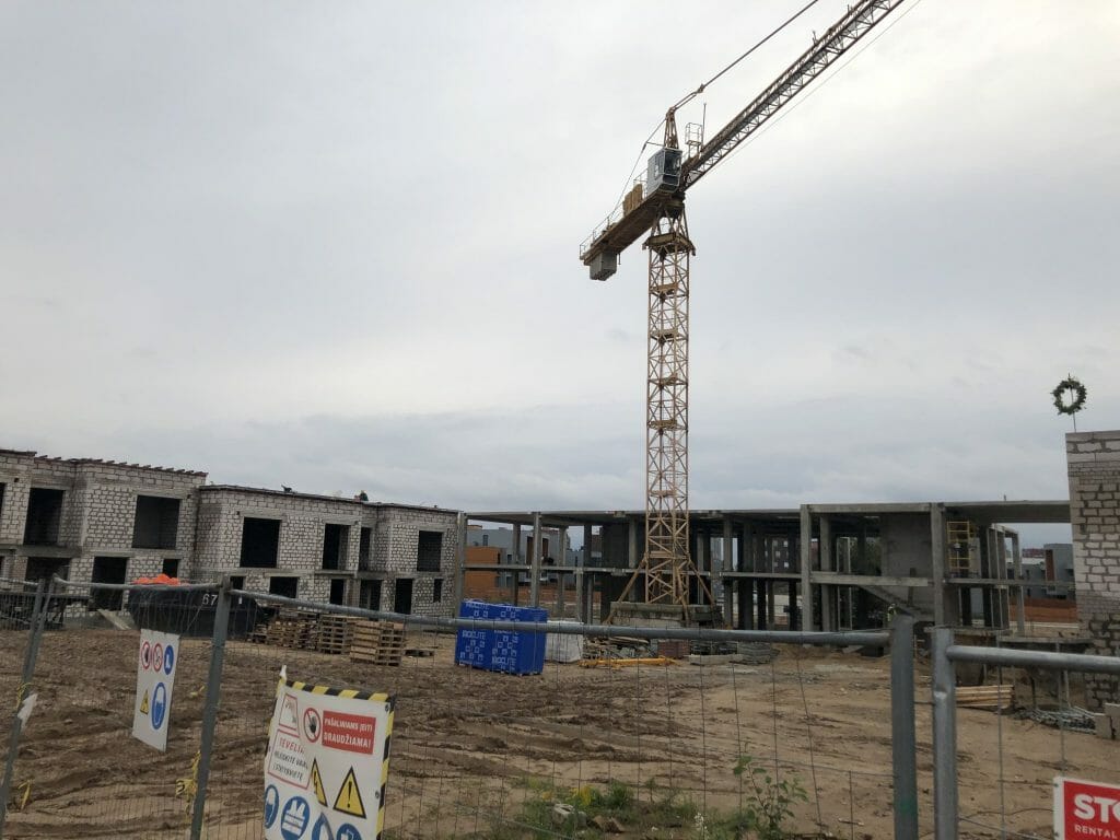 Pilaitės namai (Tilžės g. 47, 53, 55, 57, 59, 60, 61, 63, 65, 67, Gumbinės g. 8, 12, 14, Virbalio g. 4, Tolminkiemio g. 50) - Rindu mājas - būvdarbu attēli