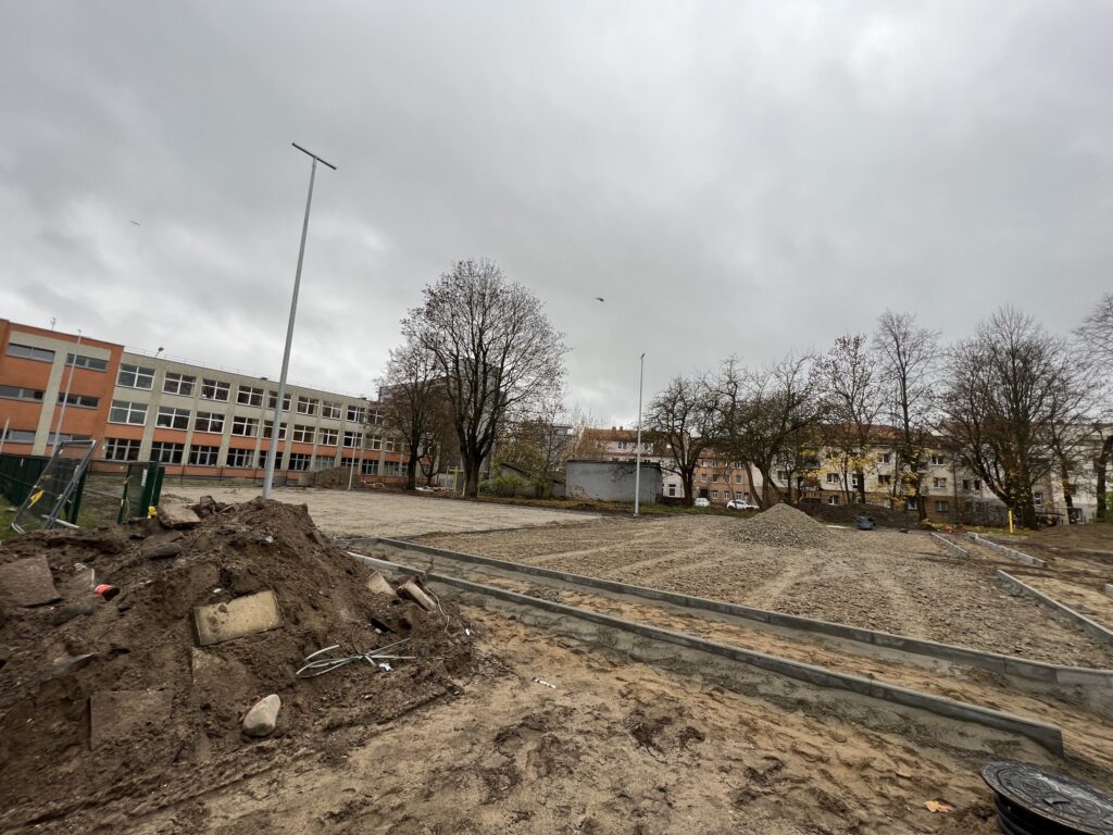 Klaipėdos uostamiesčio progimnazijos stadionas (S. Daukanto g. 5) - Sports arena - construction photos