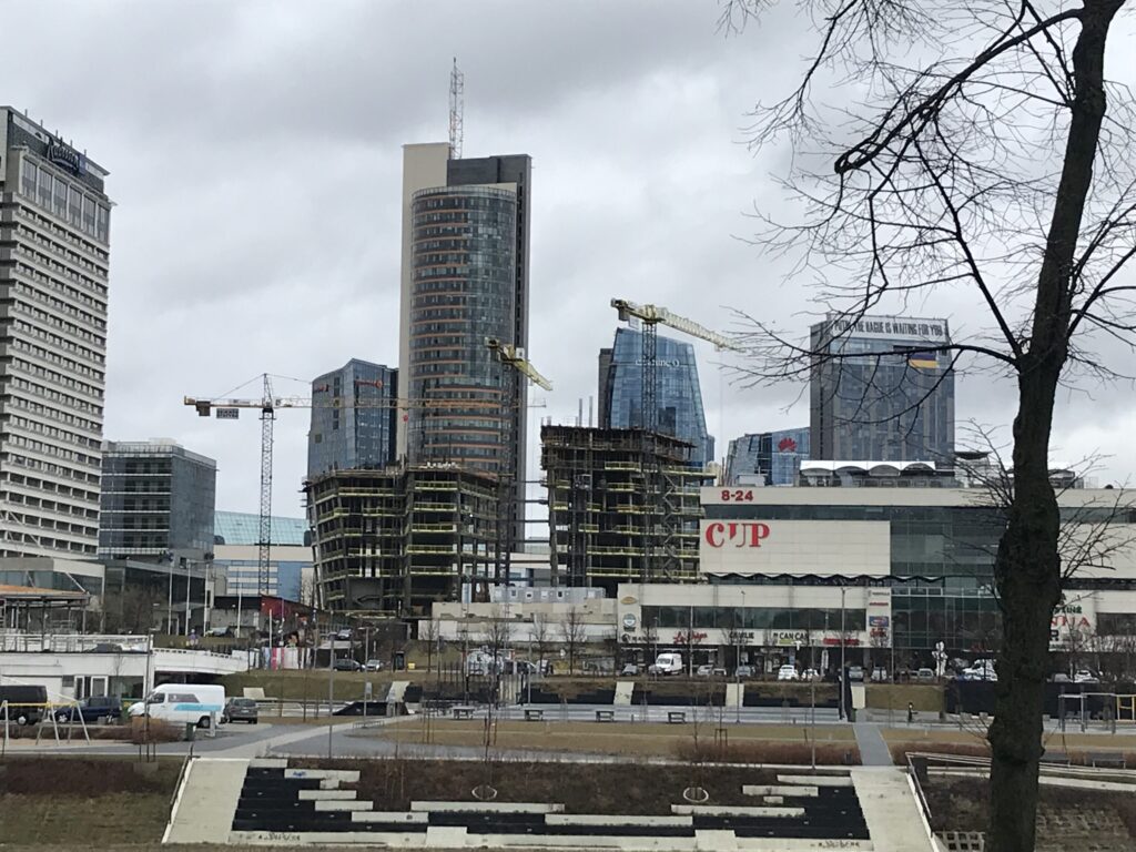 Artery (Konstitucijos pr. 18B) - Biroju centrs - būvdarbu attēli