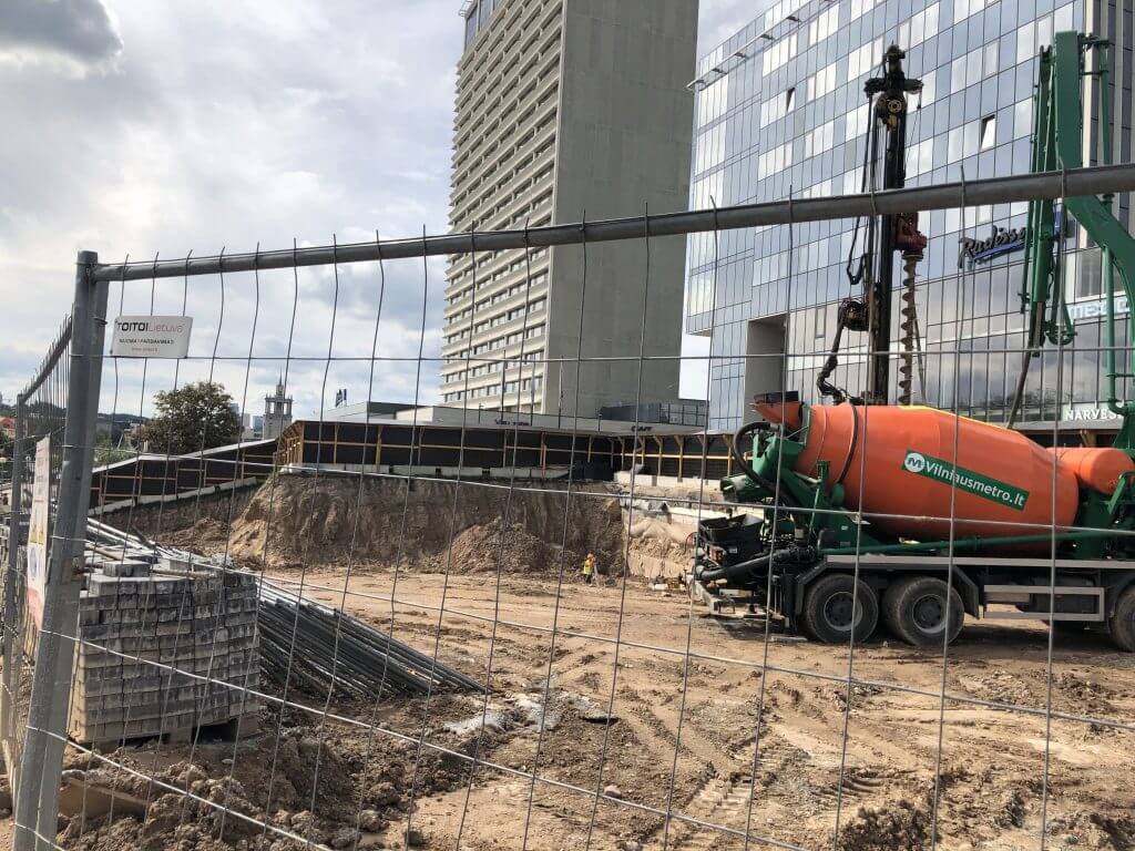 Artery (Konstitucijos pr. 18B) - Biroju centrs - būvdarbu attēli