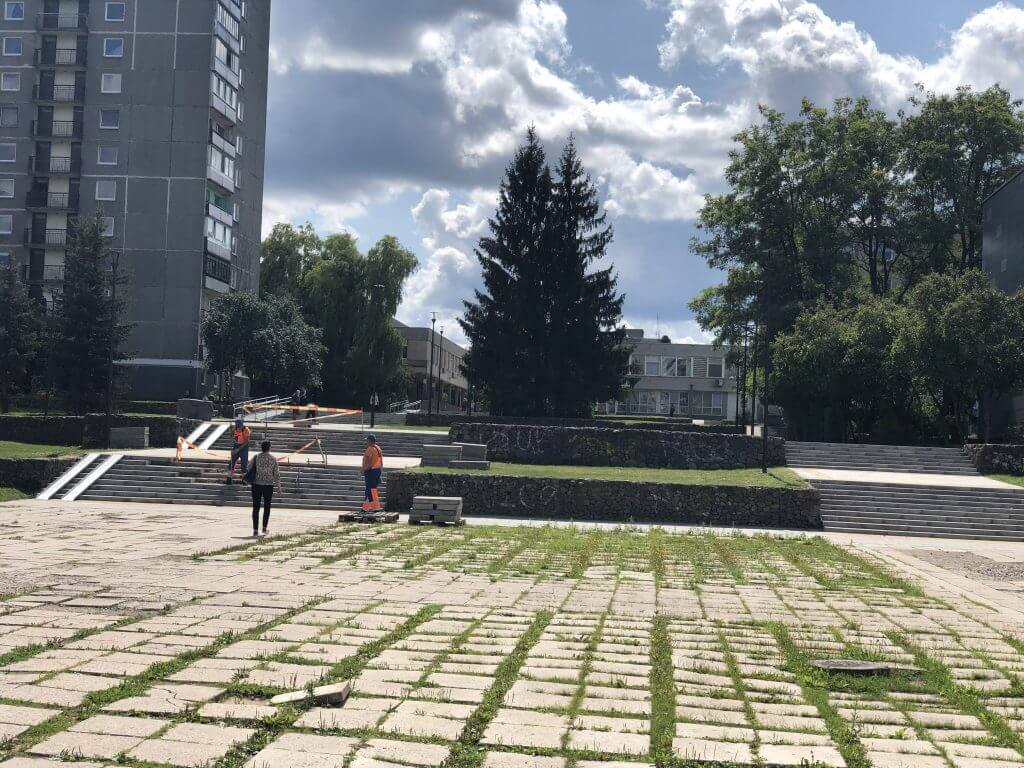 Lazdynų skveras (Erfurto g.) - Pedestrian path - construction photos