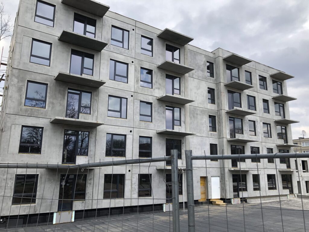 Karoliniškių namai 1 etapas (Sausio 13-osios g. 31) - Hotel, Multi apartment - construction photos