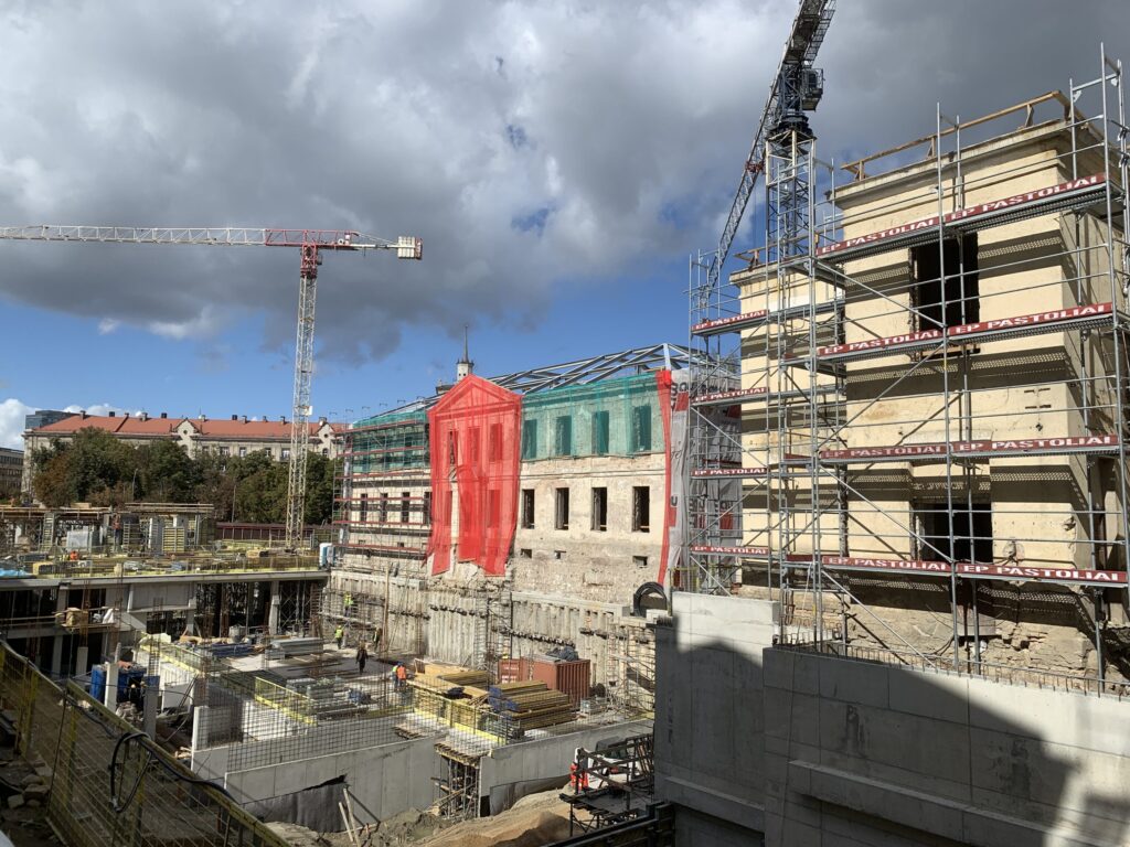 Vasario 16-osios (Vasario 16-osios g. 1) - Hotel, Office center, Primary and secondary education - construction photos