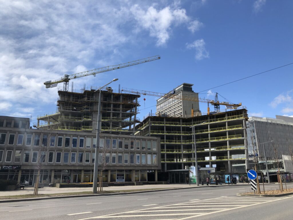 Artery (Konstitucijos pr. 18B) - Biroju centrs - būvdarbu attēli