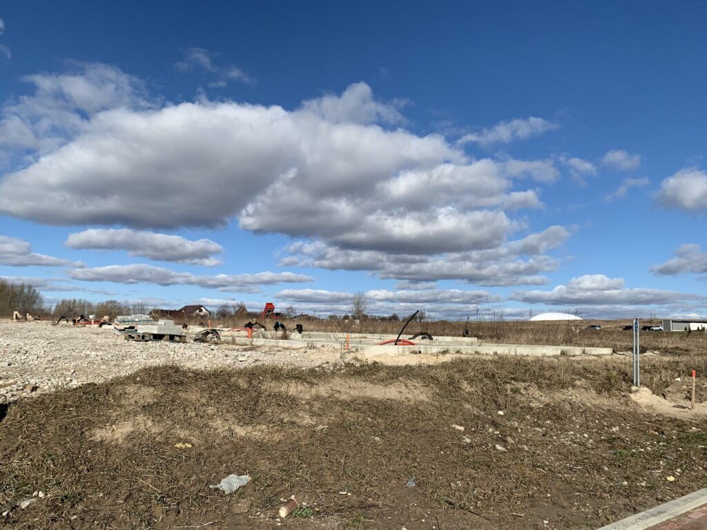 Bachmano Žemė (Vėluvos g. 1, 2, 3, 4 - 47, Eitkūnų g. 6, 6A, 8, 8A - 30, 30A, Tolminkiemio g. 1, 2, 3, 4 - 69) - Privātmāju kopienas, Rindu mājas - būvdarbu attēli