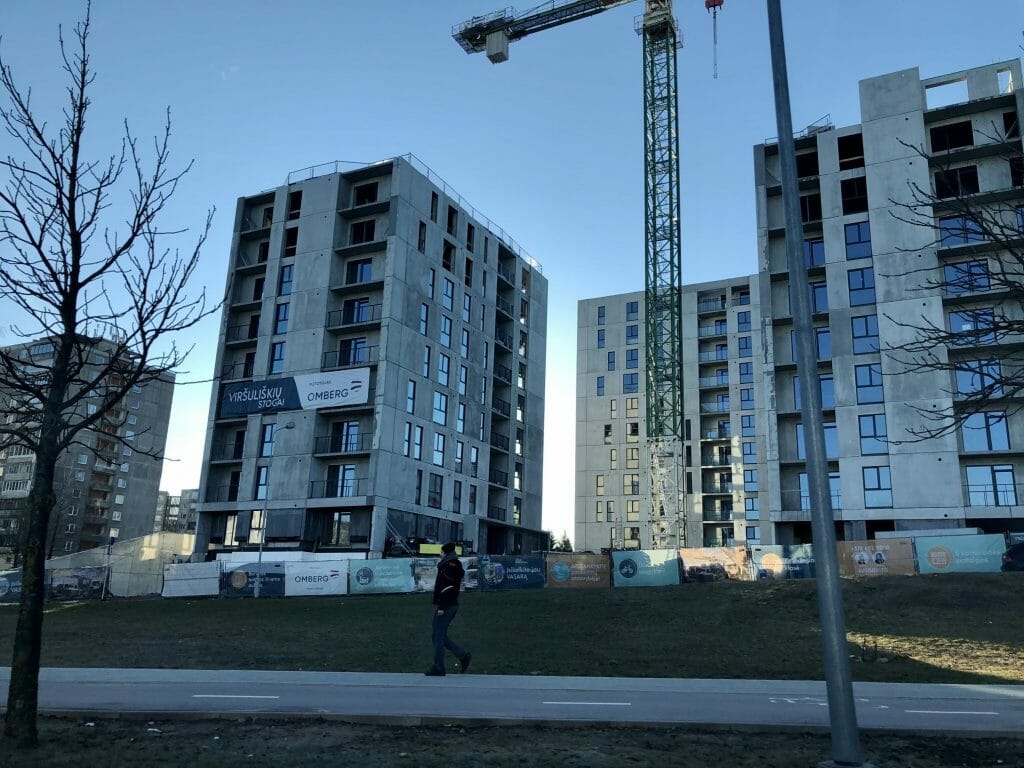 Viršuliškių stogai (Viršuliškių g. 38) - Multi apartment - construction photos