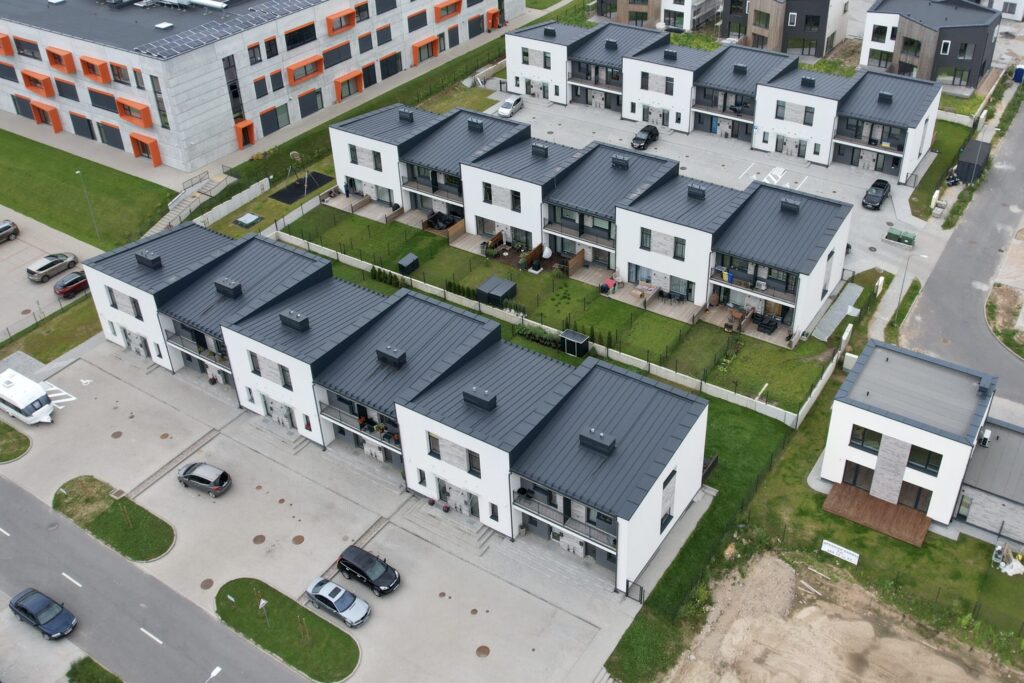 Lukšinės namai (Albanų g. 10) (Albanų g. 10) - Row housing - construction photos