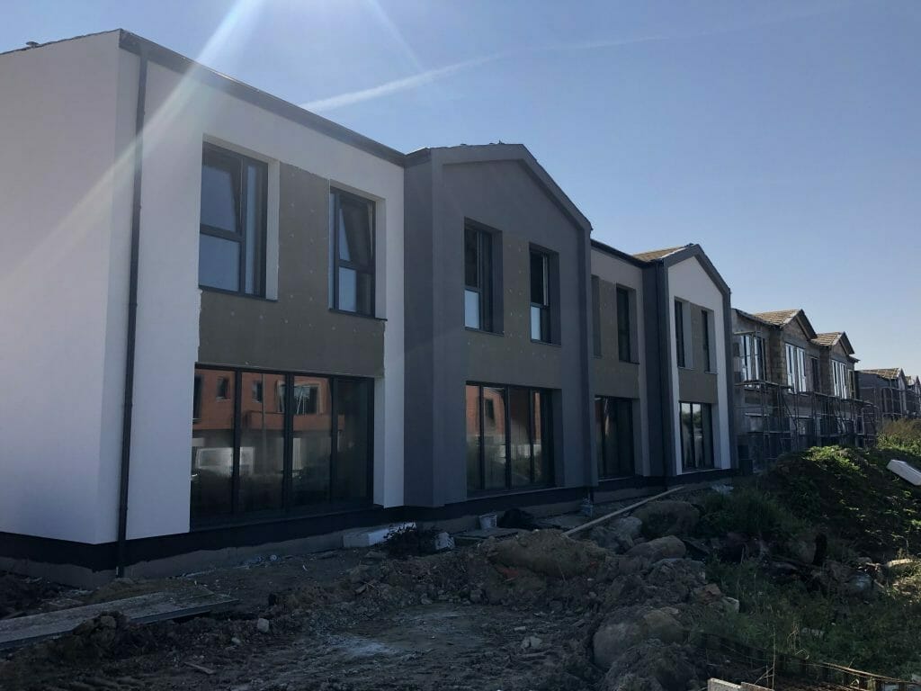 Kotedžai Kalnėnuose (Savičiūnų g.) 1 etapas (Savičiūnų g. 35G, Savičiūnų g. 35H) - Row housing - construction photos