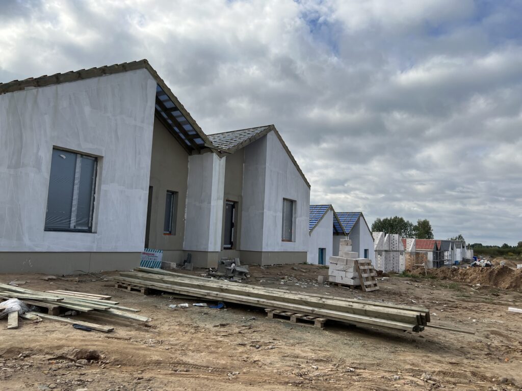 Pašilės namai (Pašilės g. 1, 3, 22, 22A, 22B, 24, 24A, 24B, 26, 26A, 26B. 28, 30, 32, 34, 38, 40, Geležių k., Zujūnų sen.) - Eramajade rajoon - ehituse fotod