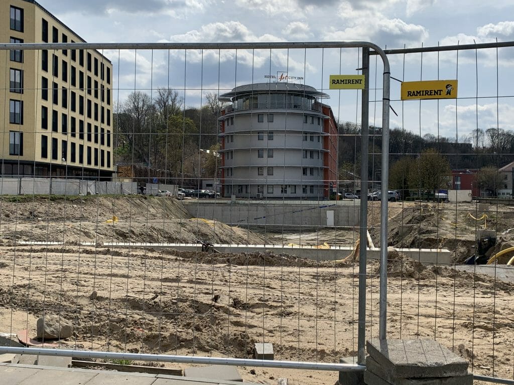 Yellowstone (J. Jasinskio g. 14) - Office center - construction photos