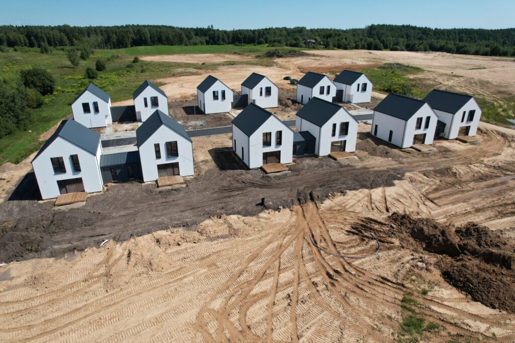 Švedų pievos (Pikutiškių g. 29F, 29G, 29H, 29K, 29J, 29I, 29L, 29M, 29N, 29L, 29R, 29P, 29O) - Private house community - construction photos