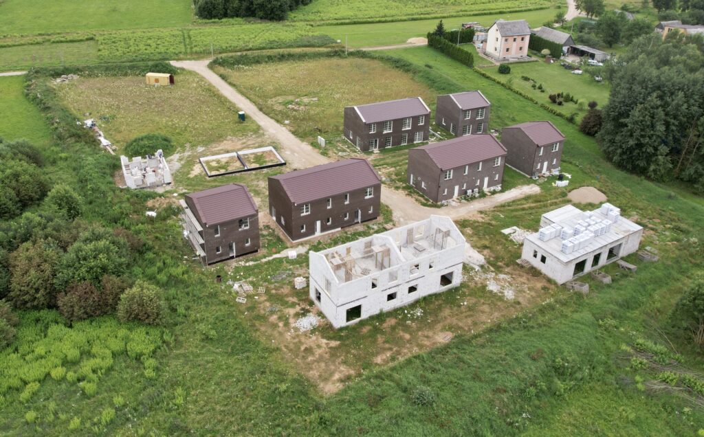 Pavilnio oazė 1 etapas (Adolfo Šapokos g. 36, 40, 40A, 42, Juozo Ereto g. 51, 51A, 51B) - Private house community, Row housing - construction photos