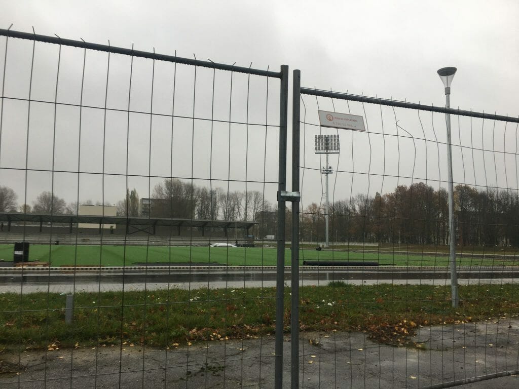 Futbolo mokyklos ir baseino pastato konversija 1 etapas (Paryžiaus Komunos g. 16A) - Sporta būve - būvdarbu attēli