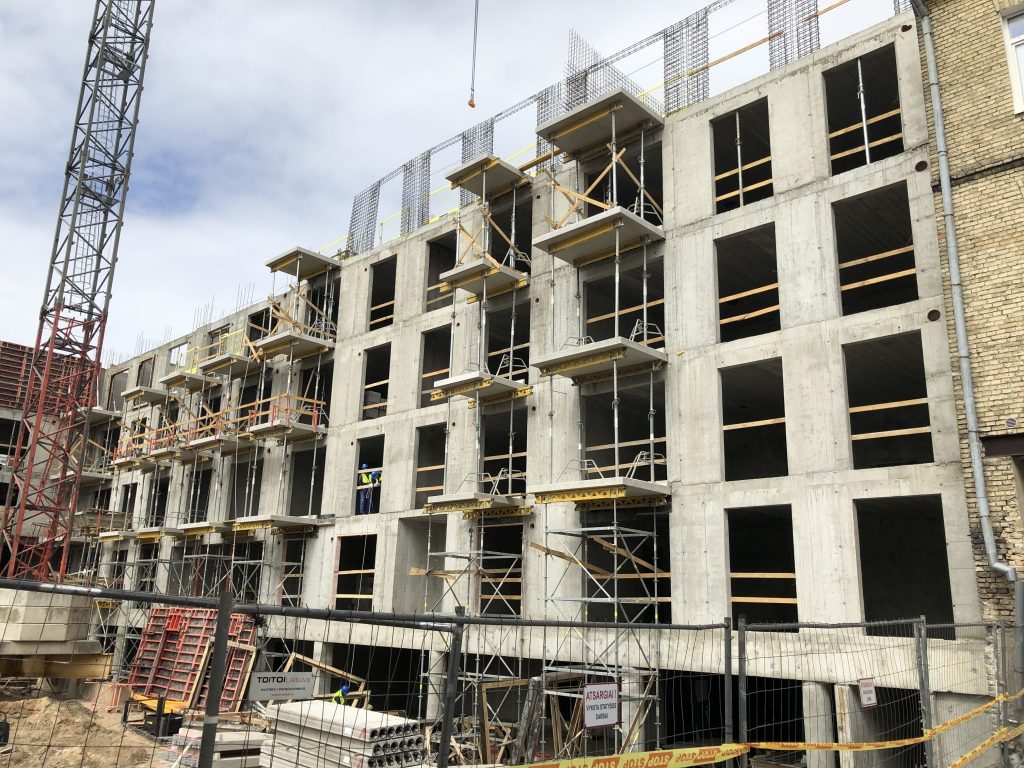 Baltas lapas Mindaugo 1 etapas (Aguonų g. 17) - Multi apartment - construction photos