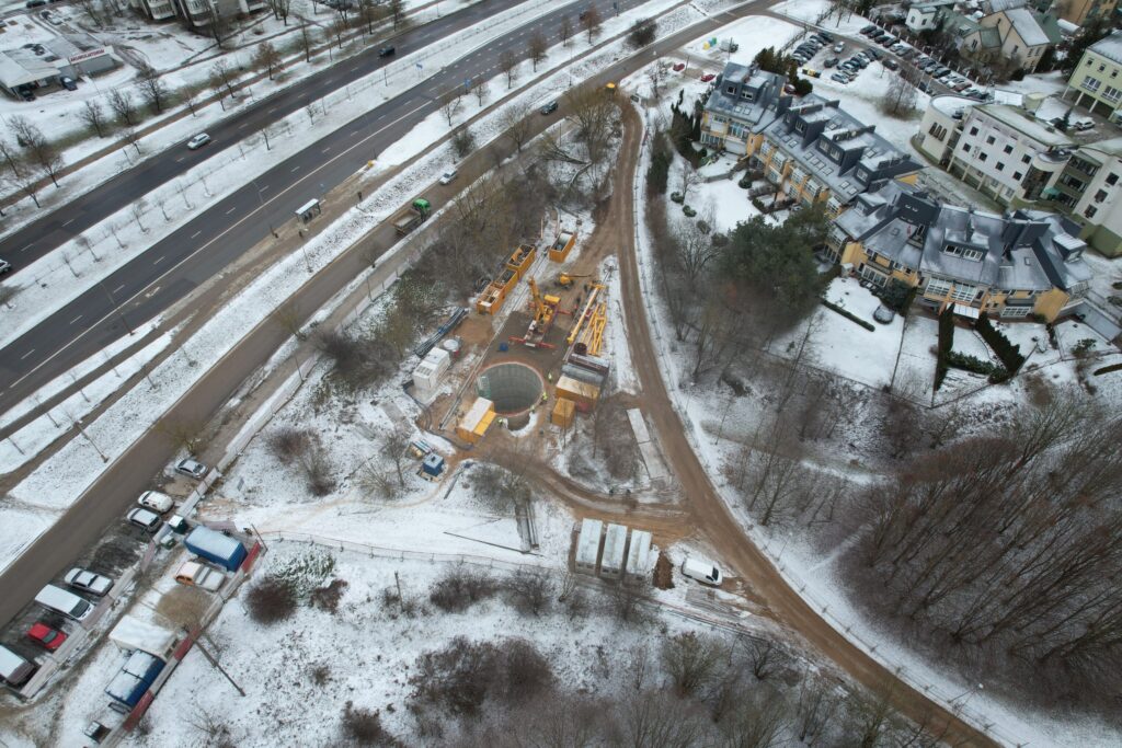 Paviršiniai nuotekų tinklai, valykla ir kaupykla Ozo g. (Šiaurinė, Ukmergės, Ozo, Miglos, Paribio, Lūšių, Elnių g.) - Izplatīšanas tīkls, Parks - būvdarbu attēli