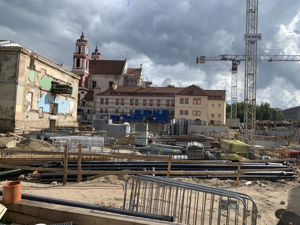 Vasario 16-osios (Vasario 16-osios g. 1) - Hotel, Office center, Primary and secondary education - construction photos