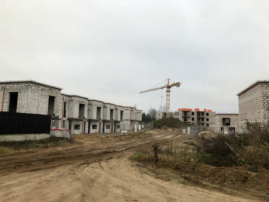 Pilaitės namai (Tilžės g. 47, 53, 55, 57, 59, 60, 61, 63, 65, 67, Gumbinės g. 8, 12, 14, Virbalio g. 4, Tolminkiemio g. 50) - Rindu mājas - būvdarbu attēli