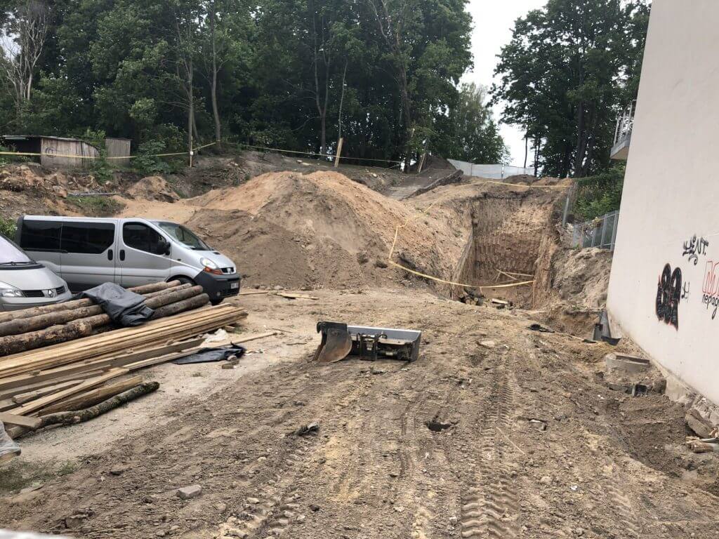 Vilniaus monmartras (Polocko g. 26) - Daudzdzīvokļu nams - būvdarbu attēli