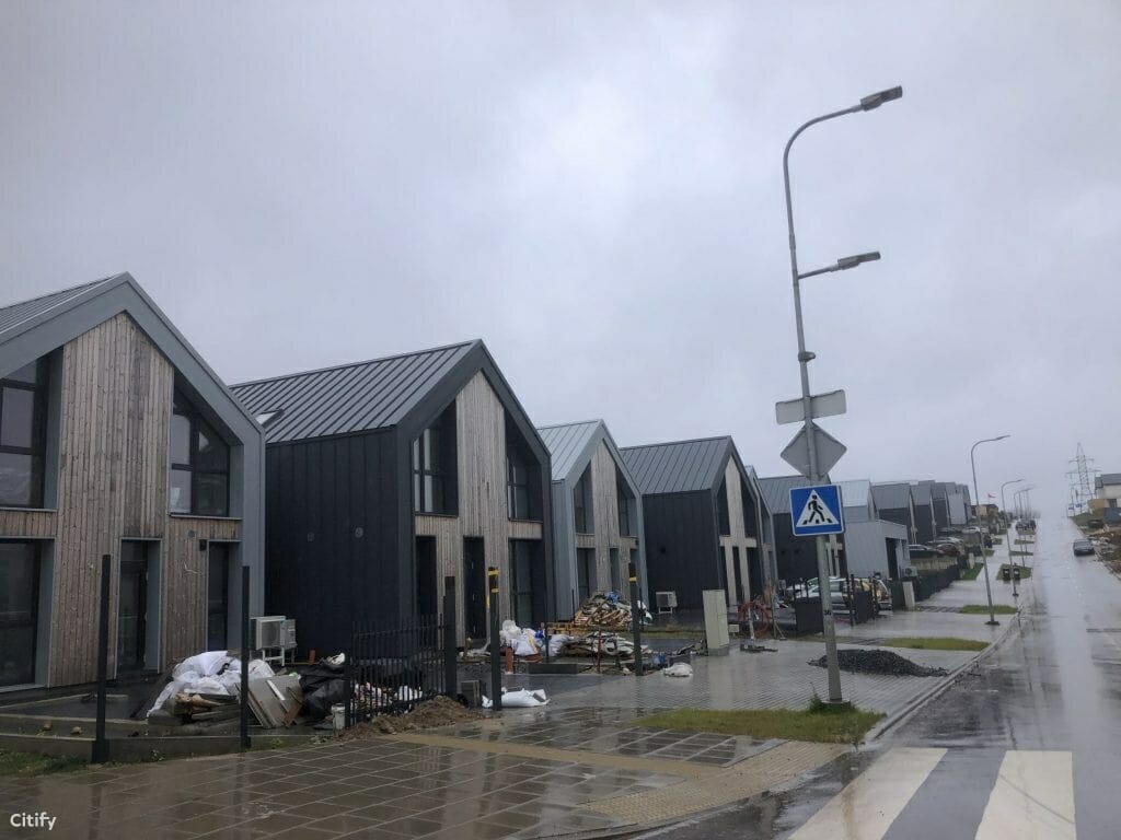 Hills Street (Šatrininkų g. 3, 5, 7, 9, 11, 13, 15, 17, 19, 21, 23) - Ridaelamu - ehituse fotod