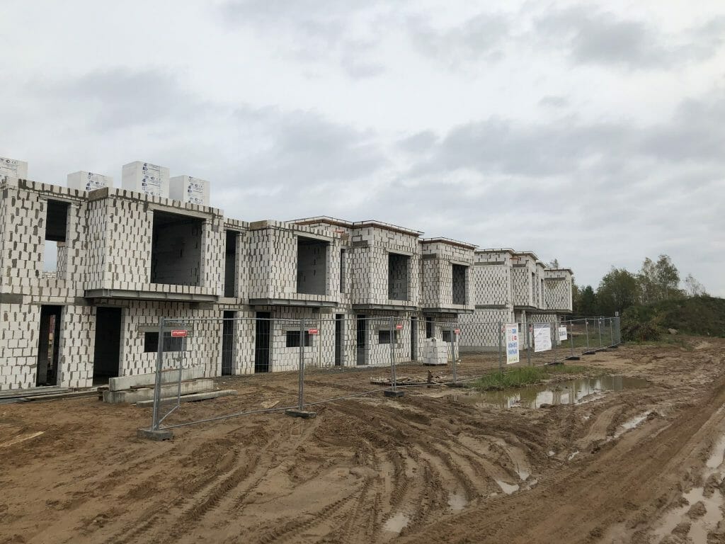 Pilaitės namai (Tilžės g. 47, 53, 55, 57, 59, 60, 61, 63, 65, 67, Gumbinės g. 8, 12, 14, Virbalio g. 4, Tolminkiemio g. 50) - Rindu mājas - būvdarbu attēli