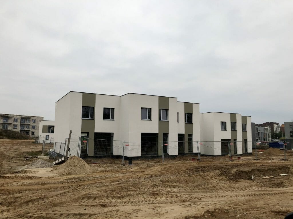 Pilaitės namai (Tilžės g. 47, 53, 55, 57, 59, 60, 61, 63, 65, 67, Gumbinės g. 8, 12, 14, Virbalio g. 4, Tolminkiemio g. 50) - Rindu mājas - būvdarbu attēli