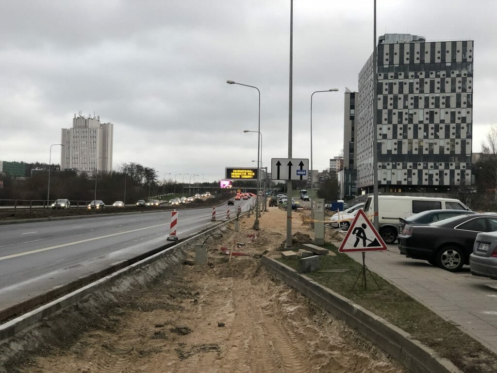 Pilaitės pr. dviračių takas iki Laisvės pr. (Pilaitės pr.) - Velosipēdu ceļš - būvdarbu attēli