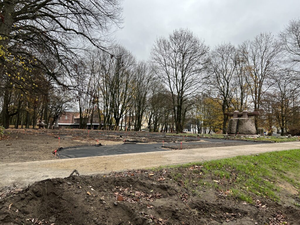 Skulptūrų parkas (K. Donelaičio g. 6B) - Park - ehituse fotod