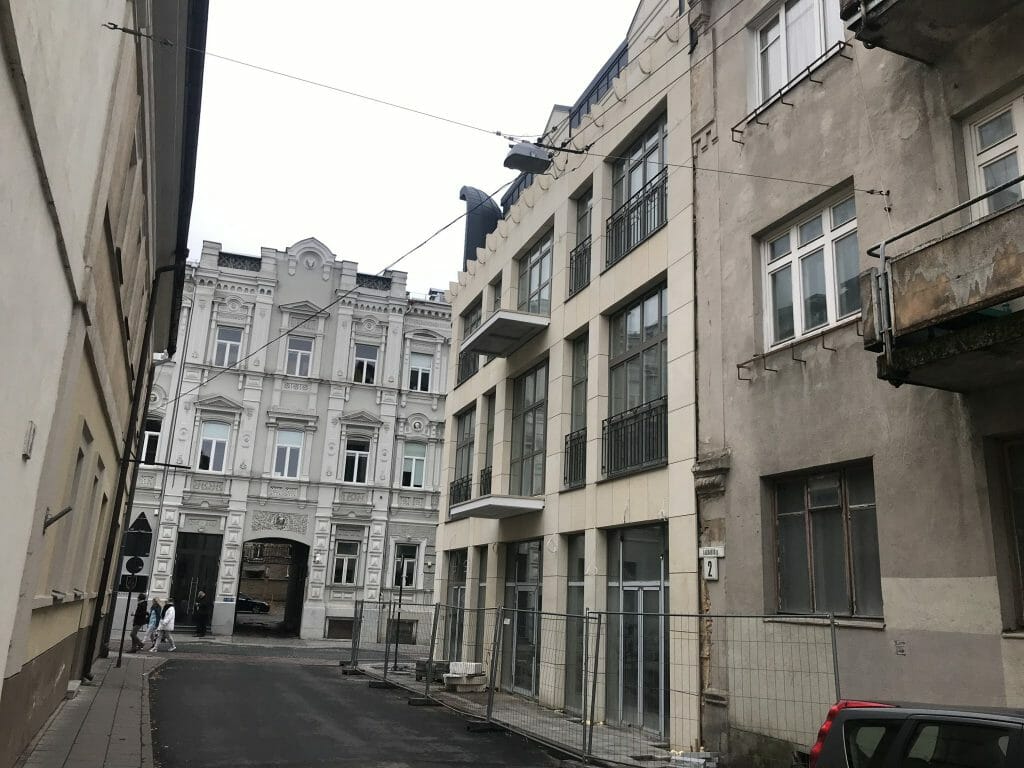 V18 (Vilniaus g. 18) - Korterelamu, Büroohoone, Muu äri - ehituse fotod
