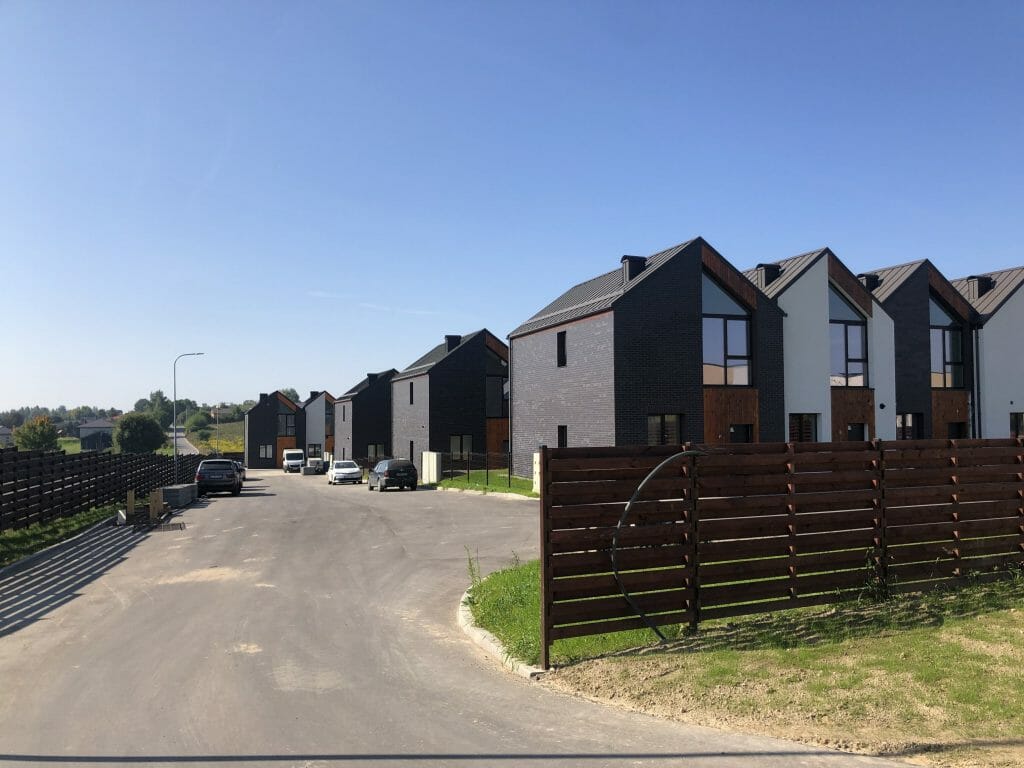 Saulės slėnis (Ukrainiečių g. 54, 56, 58, 60, 62) - Ridaelamu - ehituse fotod