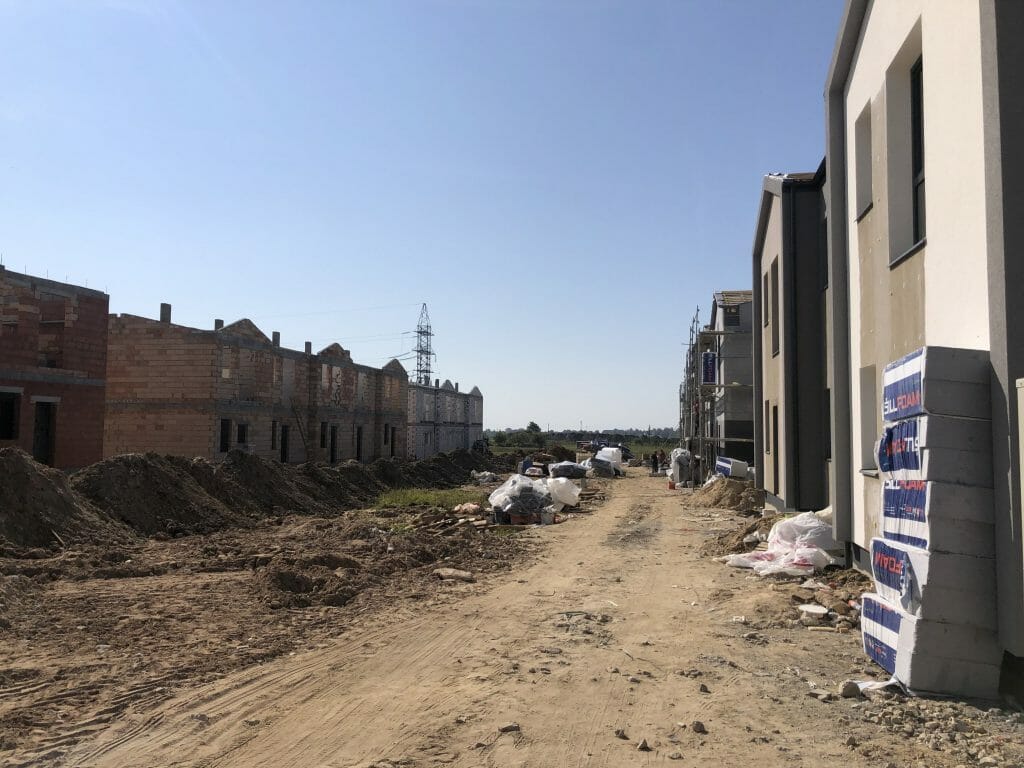 Kotedžai Kalnėnuose (Savičiūnų g.) 1 etapas (Savičiūnų g. 35G, Savičiūnų g. 35H) - Row housing - construction photos